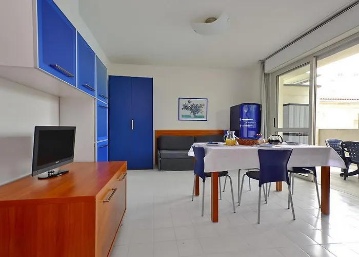 帕尔科海明威公寓 *