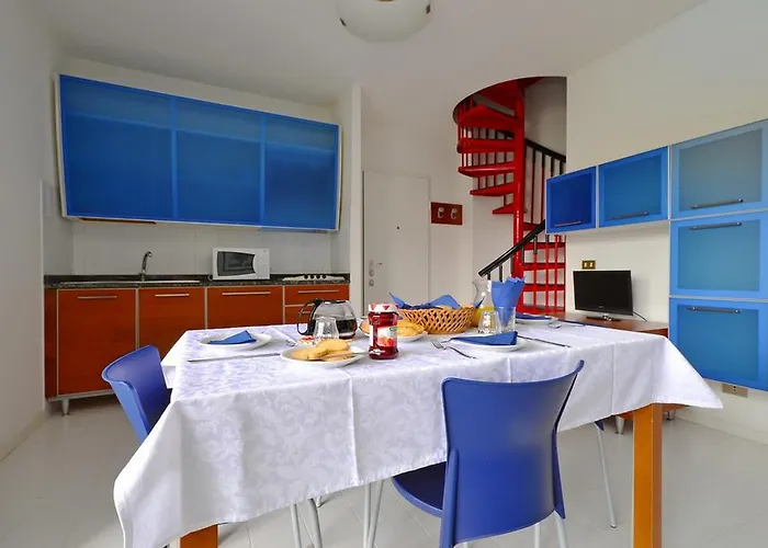 公寓 帕尔科海明威公寓 利尼亚诺萨比亚多罗