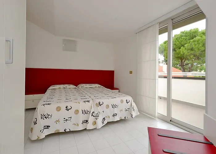 帕尔科海明威公寓 利尼亚诺萨比亚多罗